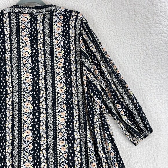 Woman Within Black Floral Print Button-Up Shirt Womens 3/4 Sleeve V-Neck Size 1X - Picture 15 of 15